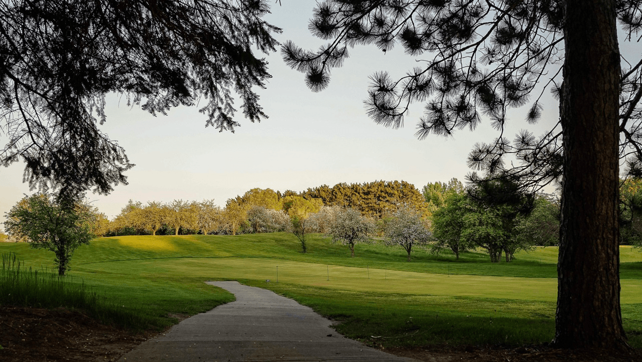 Applewood Hills Golf Course