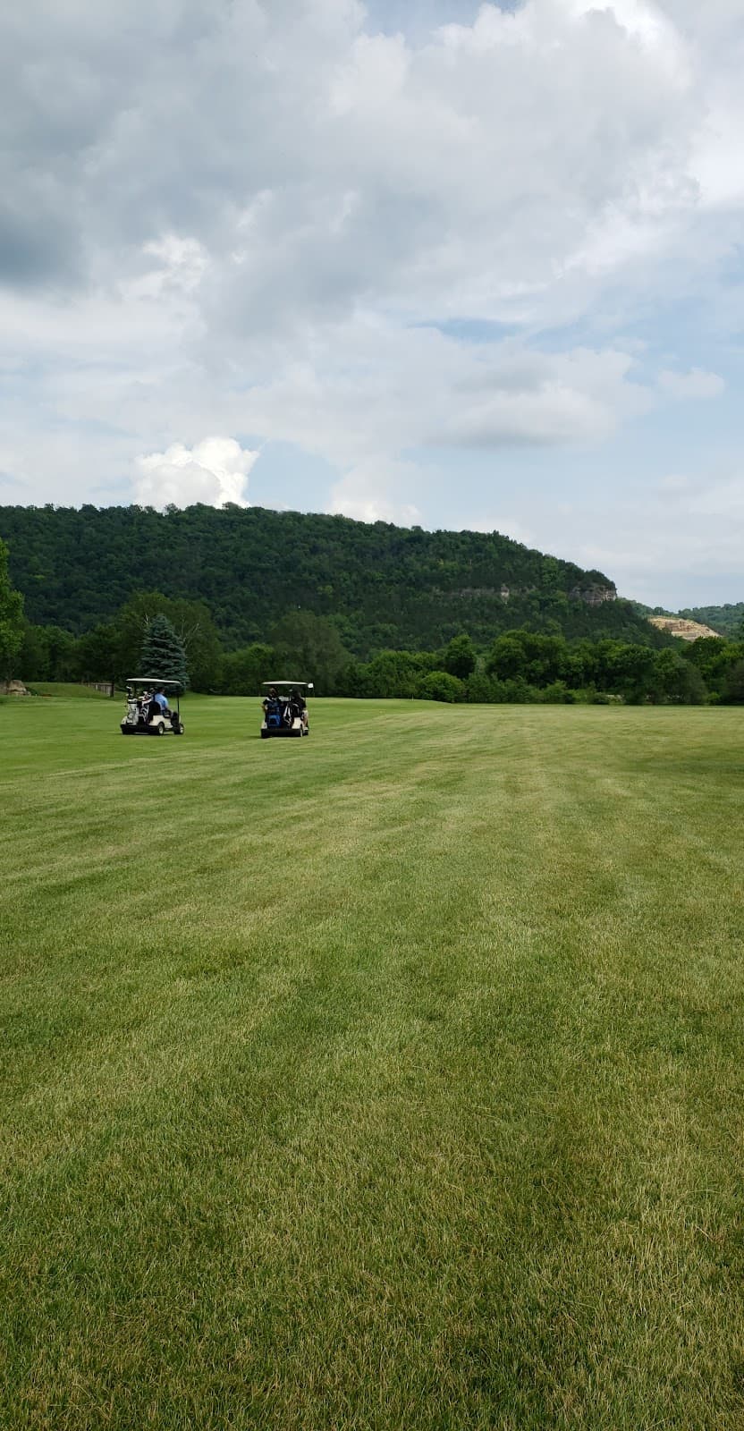 Barnyard Golf Course