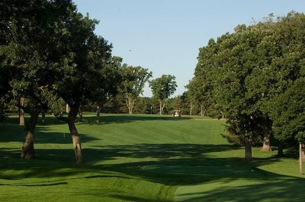 Bellwood Oaks Golf Club