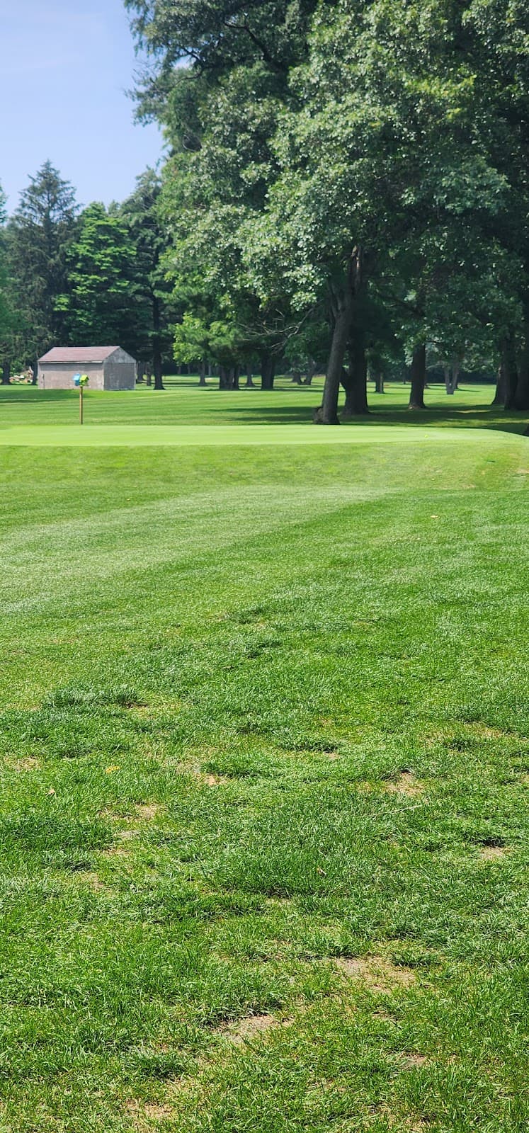 Bowlers Country Club