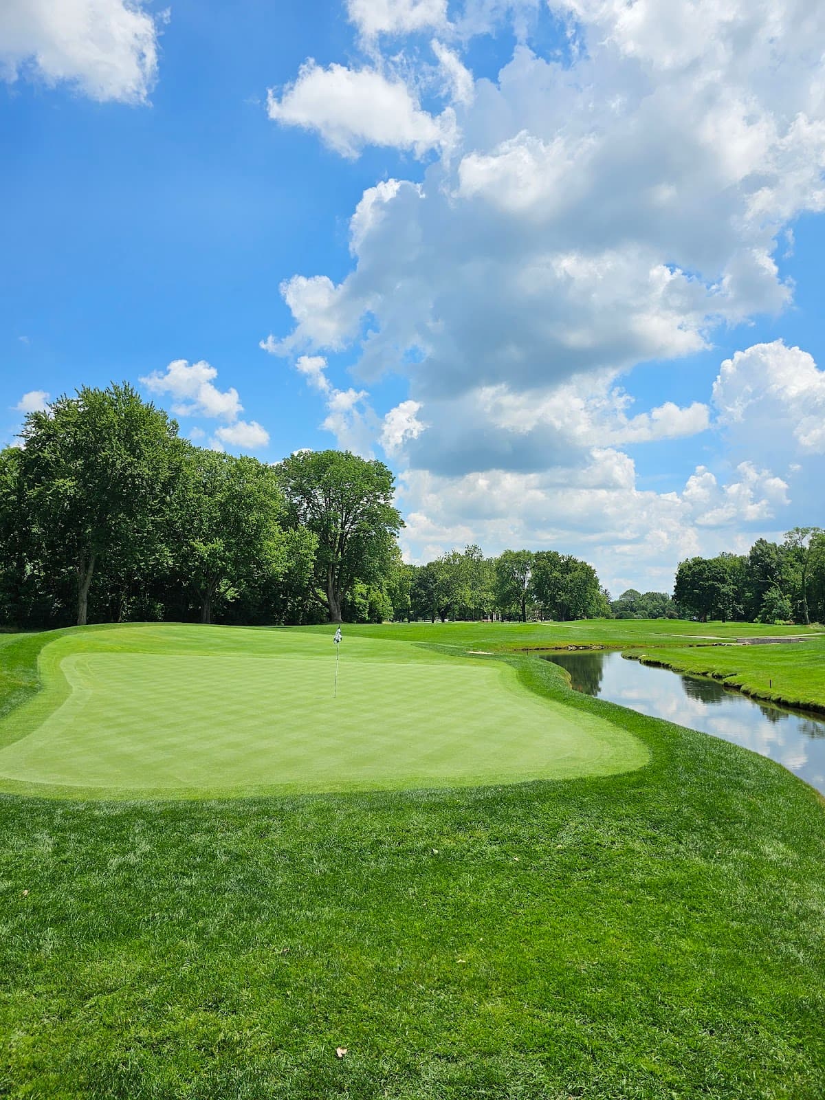 Brookside Golf & Country Club