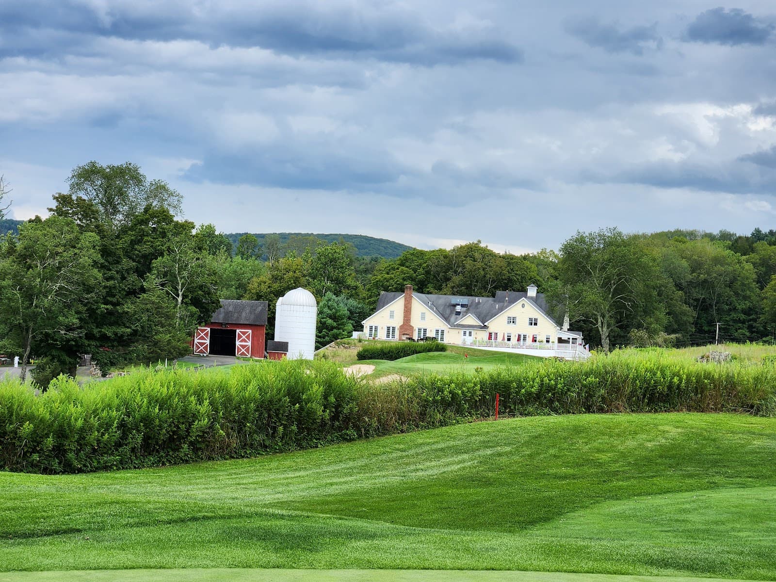 Club River Oaks