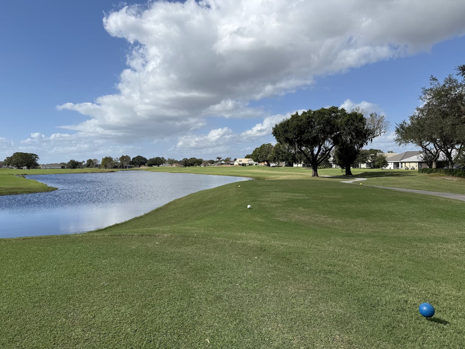 Deer Island Country Club