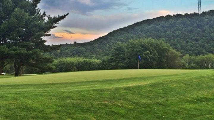 Down River Golf & Country Club