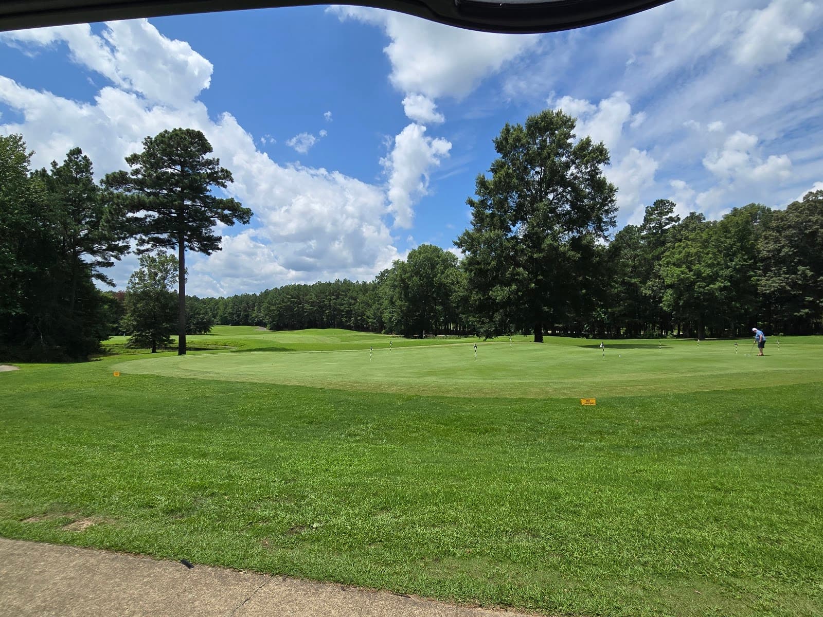 Hunting Hawk Golf Club