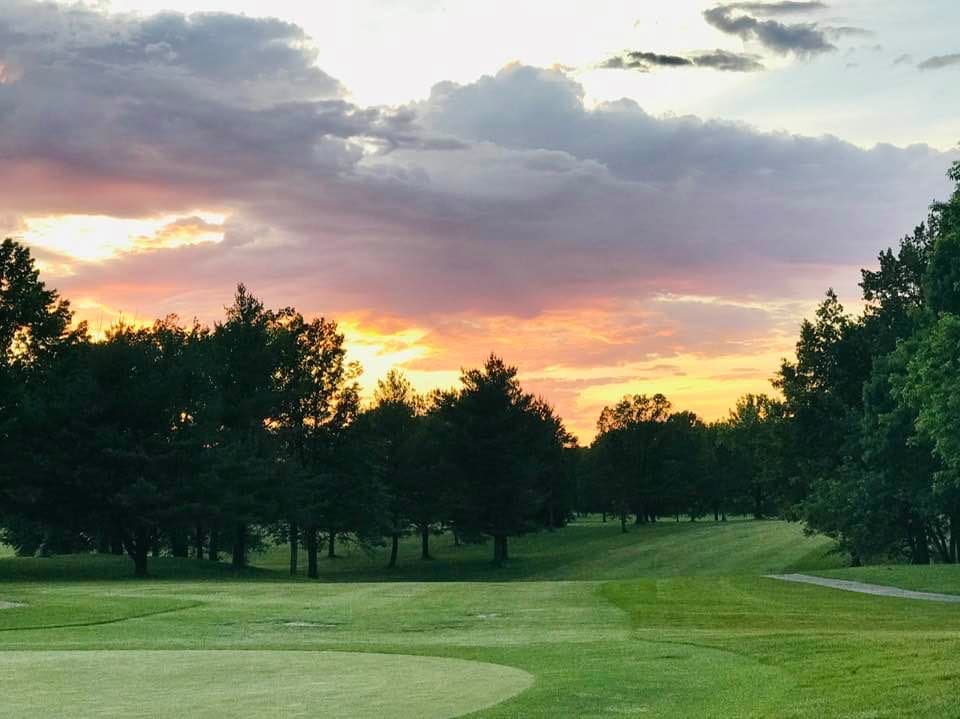 Lakeshore Golf Course in Taylorville