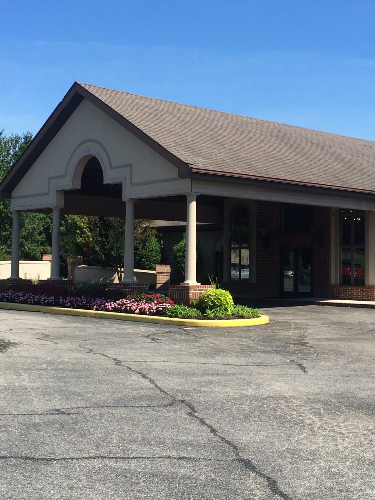 Maple Dale Country Club