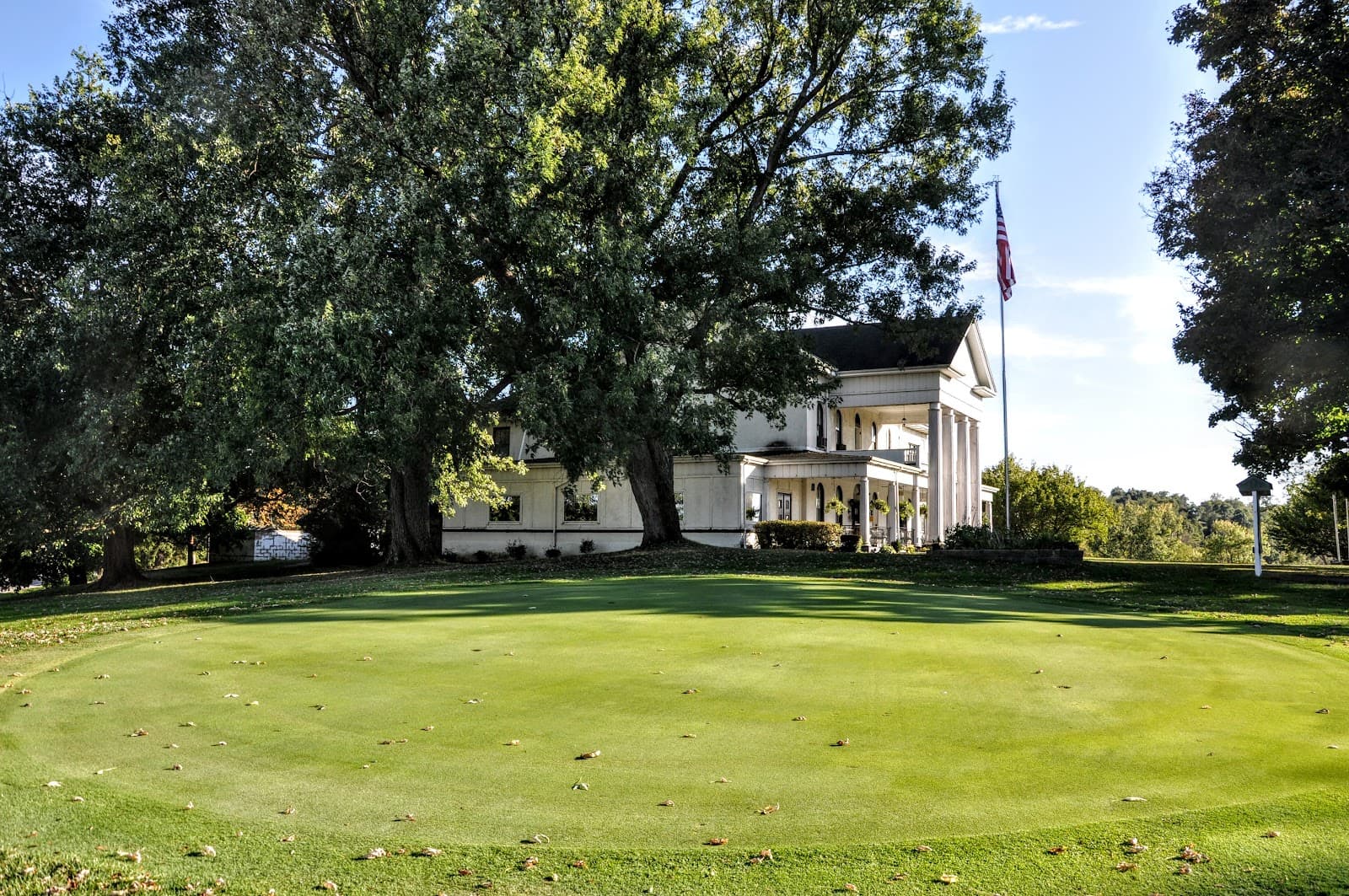 Mon Valley Country Club​