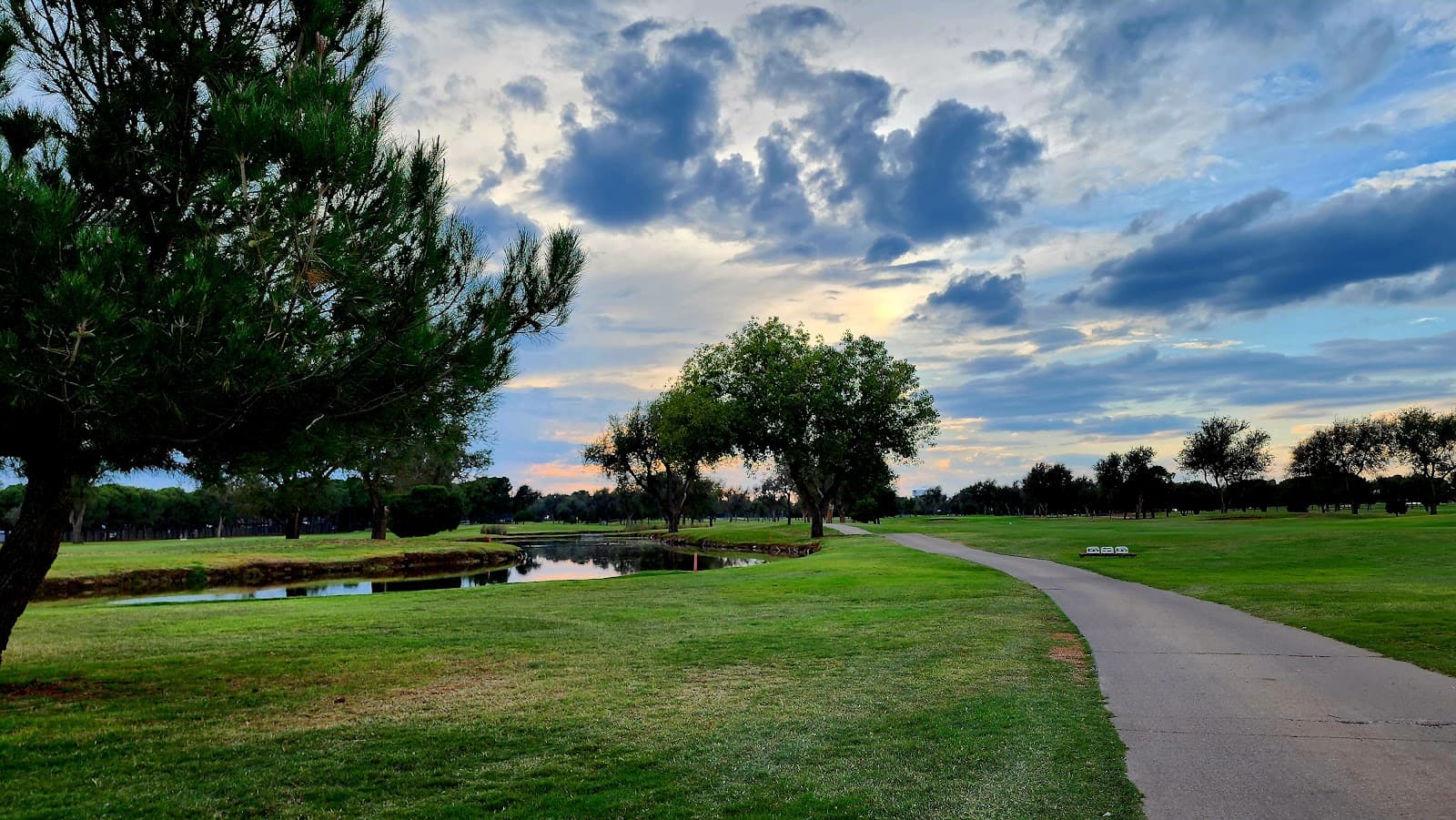 Ranchland Hills Golf Club