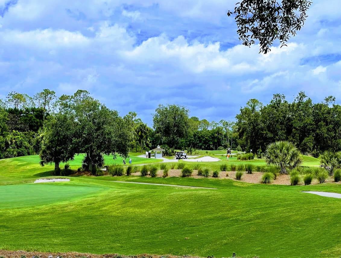 The Legacy Club at Alaqua Lakes