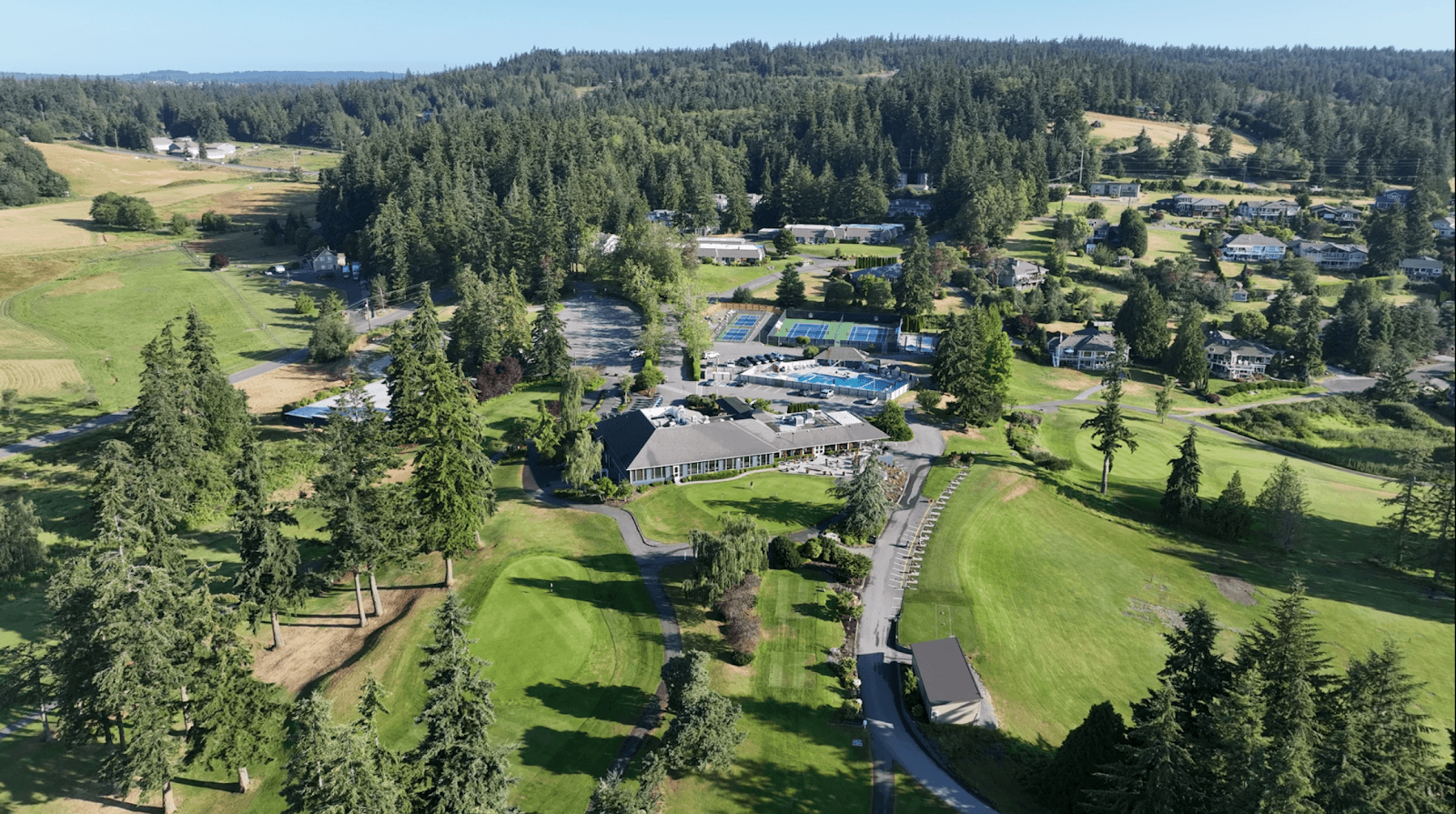 Useless Bay Golf & Country Club