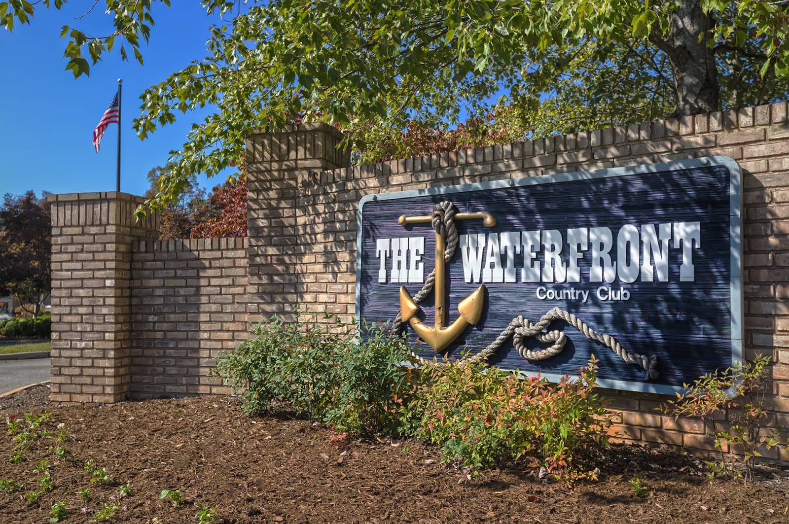 Waterfront Golf & Country Club