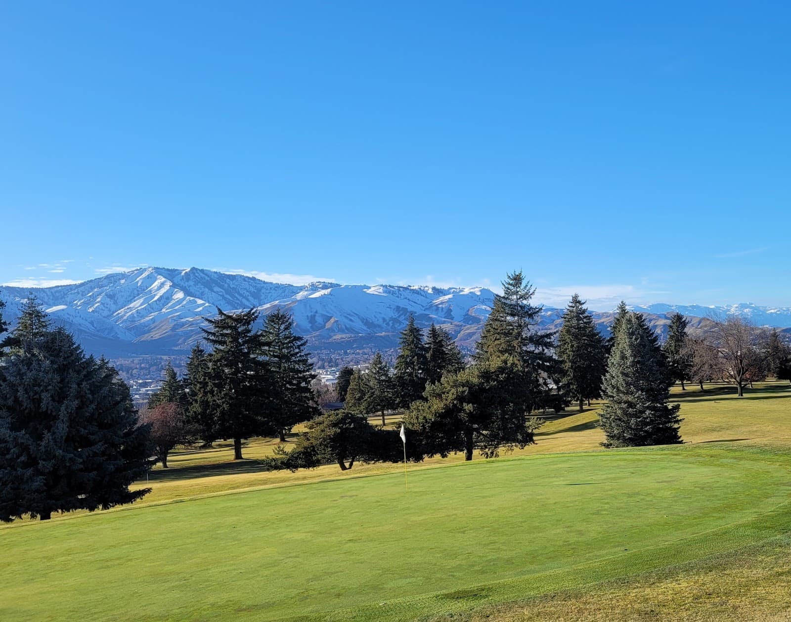 Wenatchee Golf & Country Club