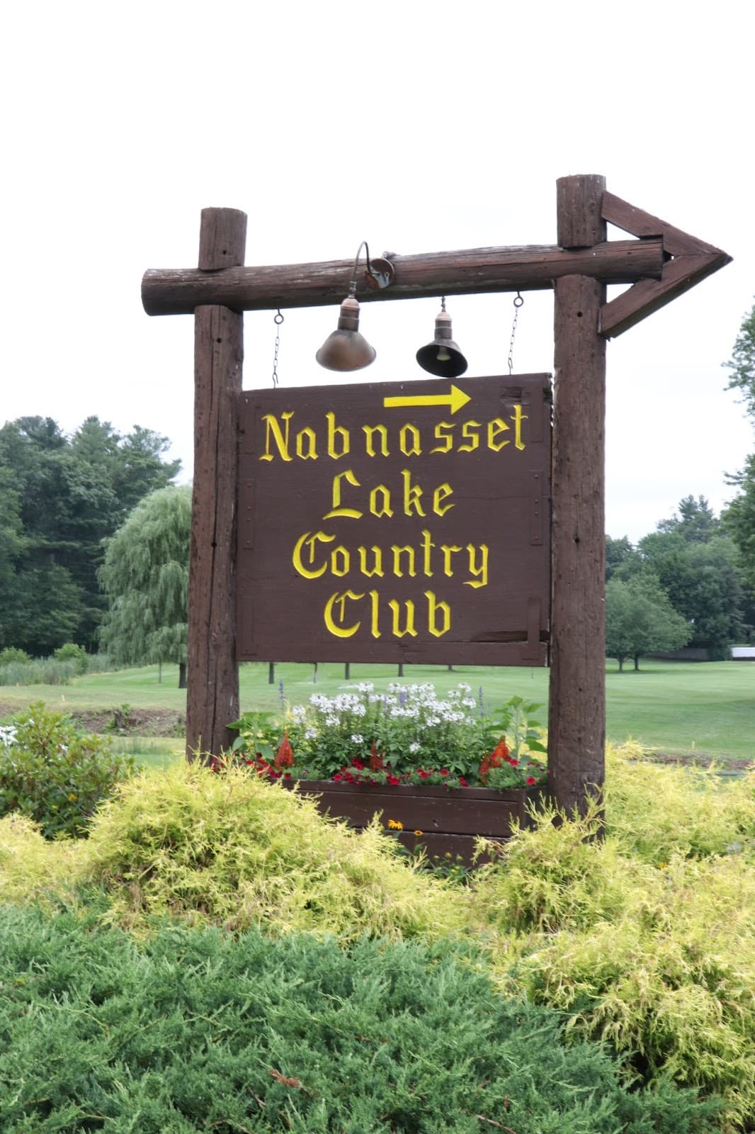 Nabnasset Lake Country Club