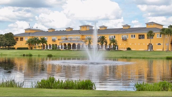 Tampa Palms Golf & Country Club