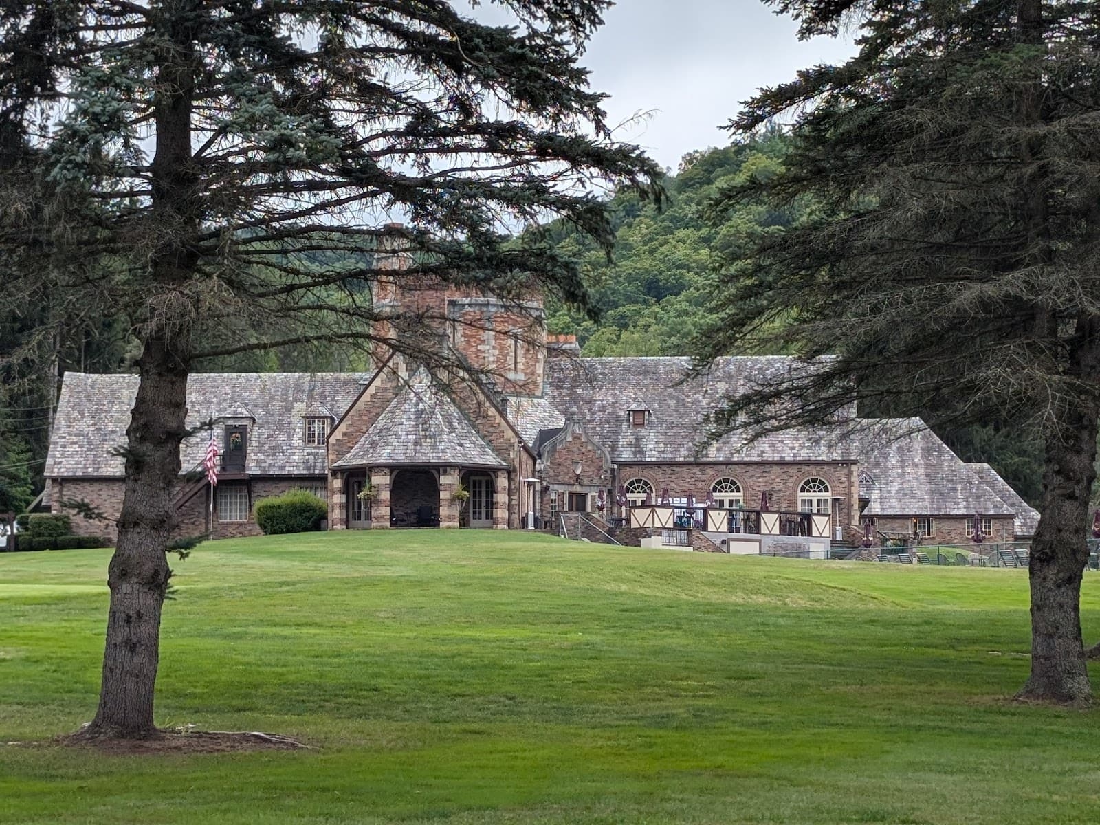The Pennhills Club
